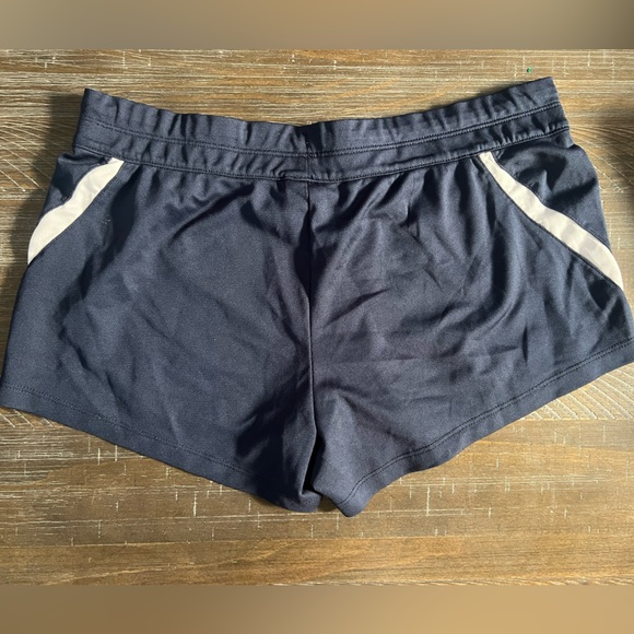 Nike Dry Fit shorts navy blue - Picture 2 of 3
